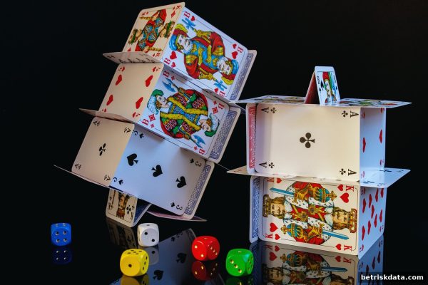 体育博彩风险下的免佣百家乐：胜率数据如何指导理性决策